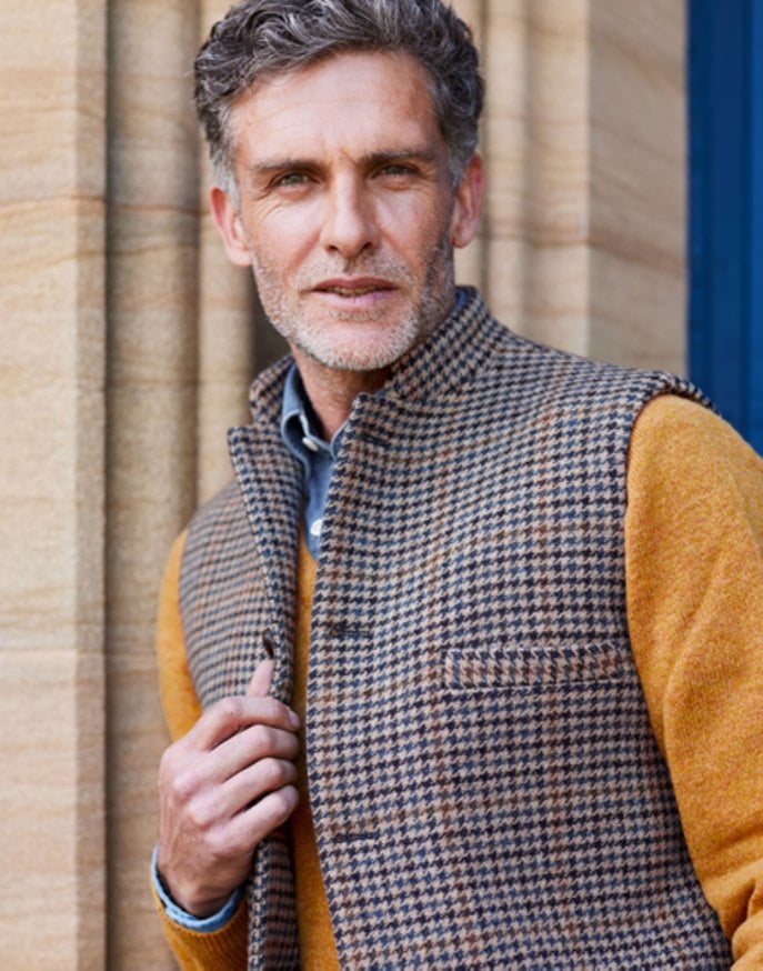 Double Faced Wool Gilet - Dogtooth/Navy