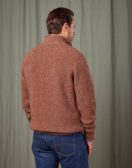 Yak Button Neck - Red/Brown