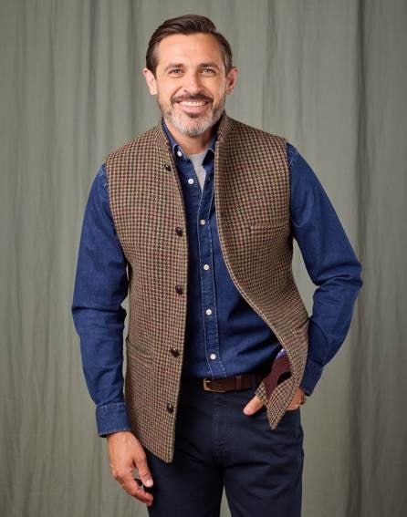 Double Faced Wool Gilet - Dogtooth/Burgundy