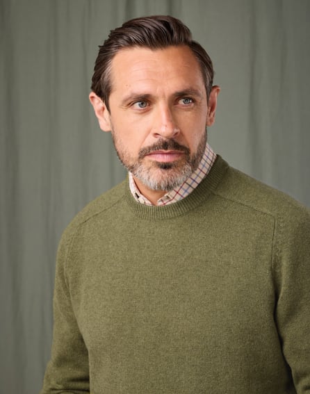 Lambswool Crew Neck Jumper - Light Olive