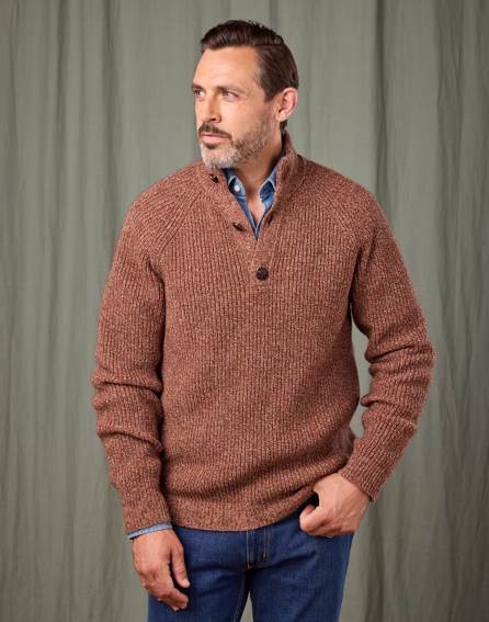 Yak Button Neck - Red/Brown