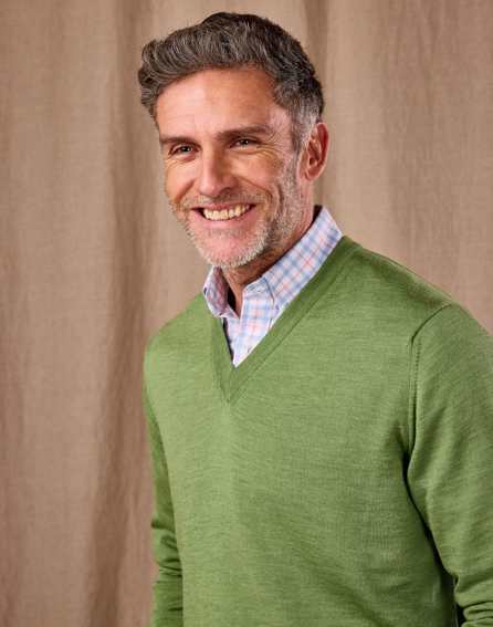 Merino V Neck Jumper - Green
