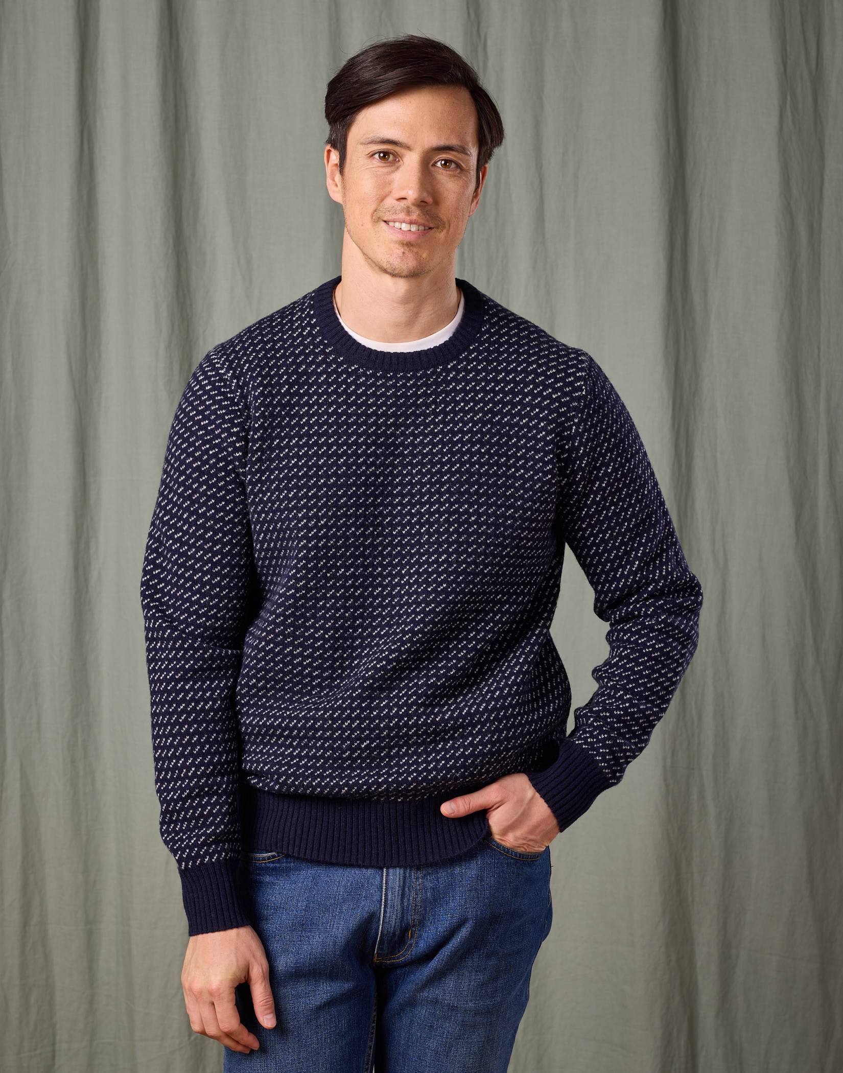 Nordic Crew Neck Jumper - Navy