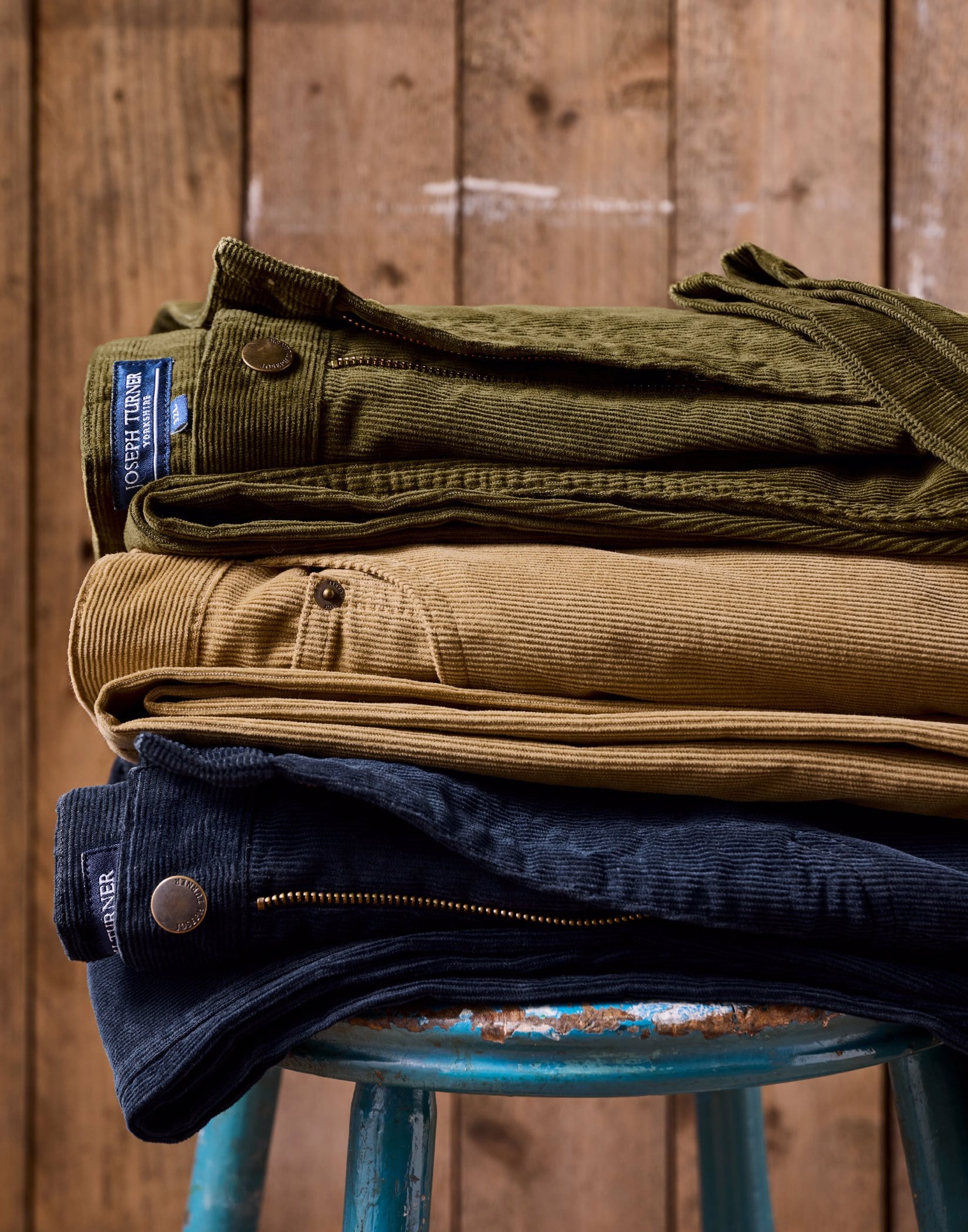 Needlecord Jeans - Olive
