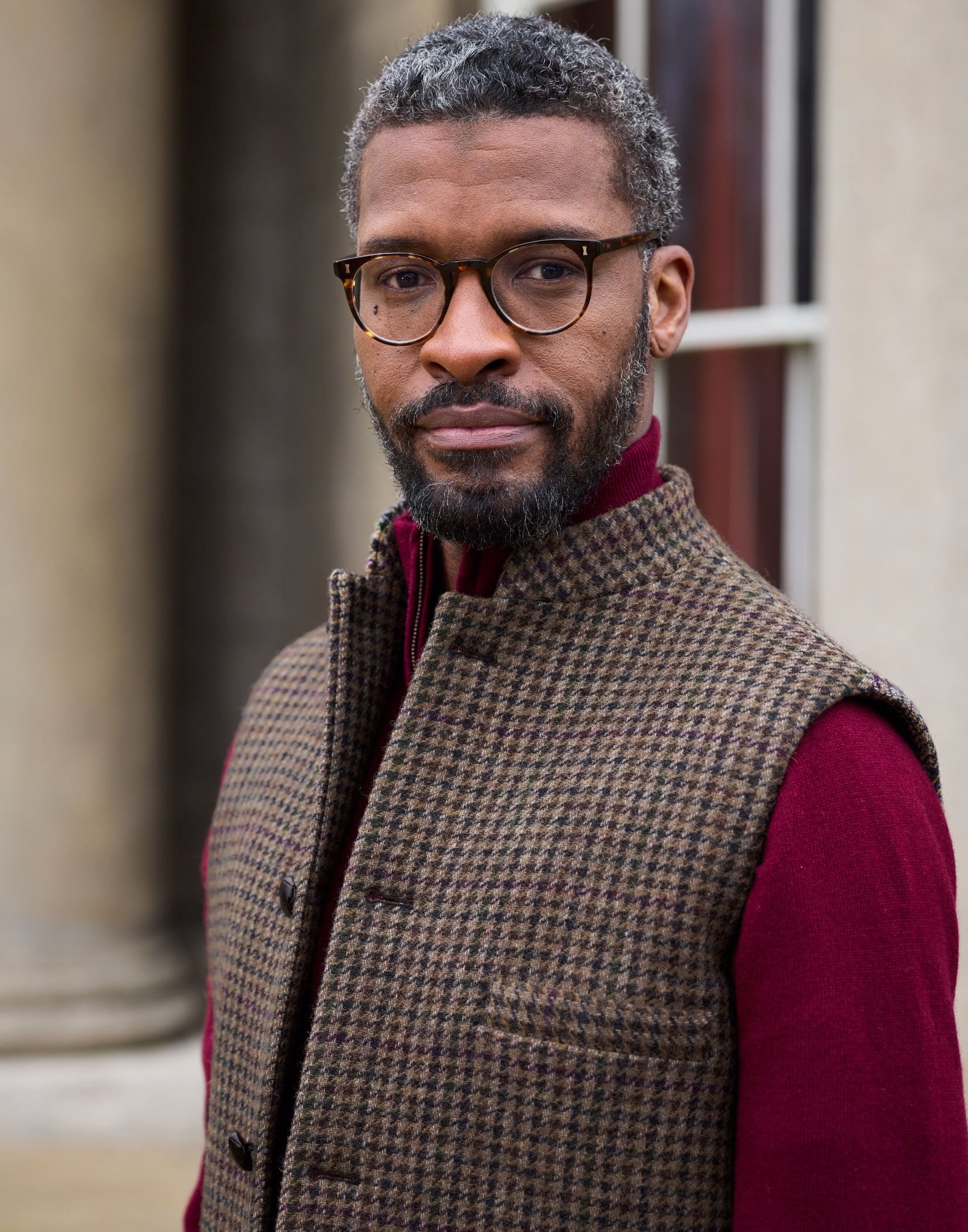 Double Faced Wool Gilet - Dogtooth/Burgundy